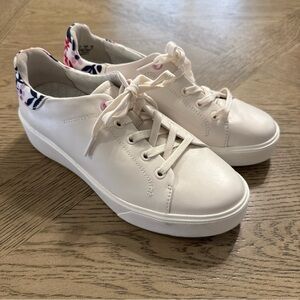 Naturalizer Women's Morrison Fashion Sneaker 7.5W